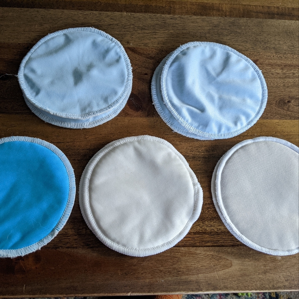 Kindred bravely reusable nursing pads